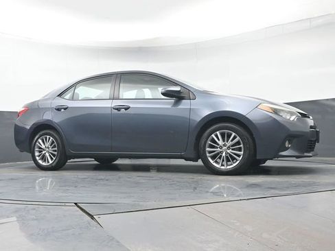 Used 2015 Toyota Corolla LE Premium image 36