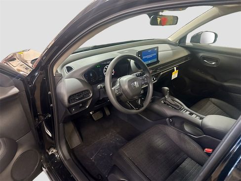 New 2026 Honda HR-V LX image 7