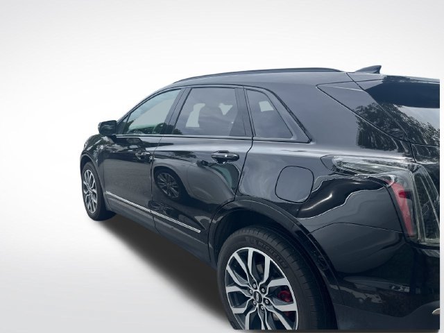 Certified 2024 Cadillac XT5 Sportv w/ Platinum Package AWD/4WD image 2