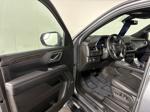 Used 2021 Chevrolet Tahoe Z71 AWD/4WD image 12