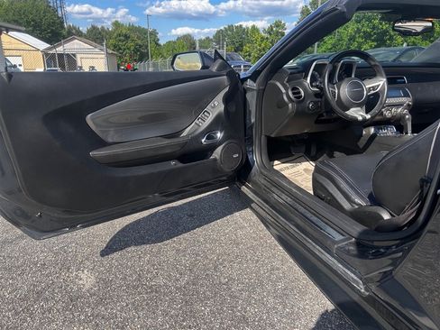 Used 2011 Chevrolet Camaro SS w/ LPO, Ground Effects Package RWD image 21