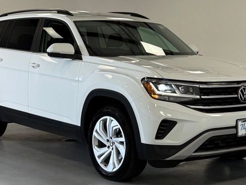 Used 2023 Volkswagen Atlas SE AWD/4WD image 6