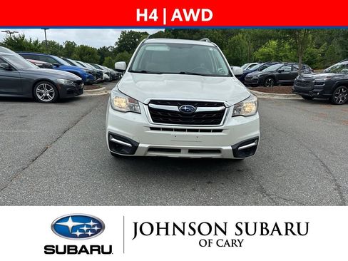 Used 2018 Subaru Forester 2.5i Premium w/ All-Weather Package AWD/4WD image 2