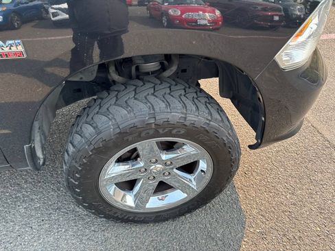 Used 2018 RAM 1500 Express w/ Express Value Package AWD/4WD image 8