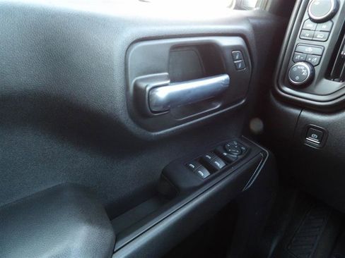 Used 2022 Chevrolet Silverado 1500 Custom image 24