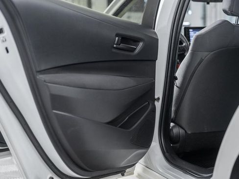 Certified 2022 Toyota Corolla LE image 30