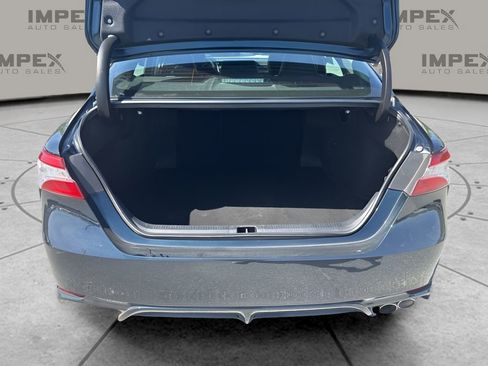 Used 2020 Toyota Camry SE image 26