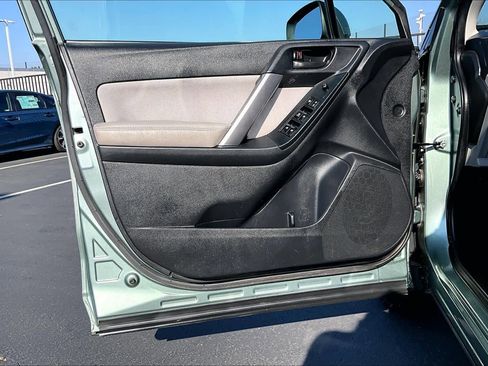 Used 2016 Subaru Forester 2.5i Premium w/ All-Weather Package image 26