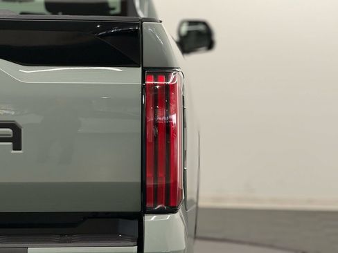 New 2026 Toyota Tundra Platinum image 7