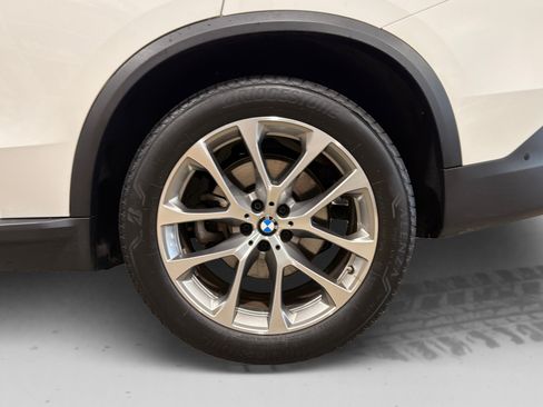Used 2026 BMW X5 xDrive40i AWD/4WD image 53