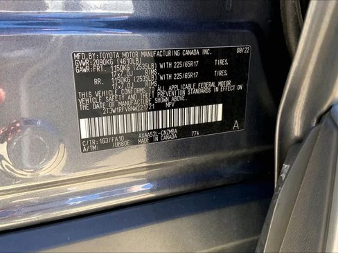 Used 2022 Toyota RAV4 XLE image 33