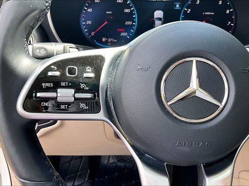 Certified 2022 Mercedes-Benz GLC 300 4MATIC image 20
