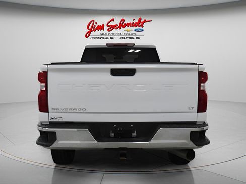 Used 2025 Chevrolet Silverado 2500 LT w/ Convenience Package AWD/4WD image 5