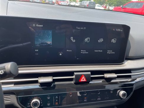 New 2026 Kia Sportage LX AWD/4WD image 19
