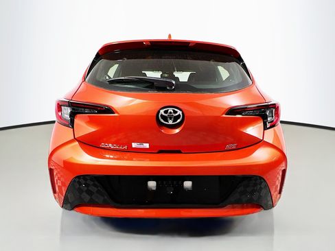 Used 2025 Toyota Corolla SE FWD image 6