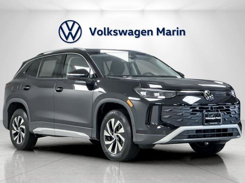 New 2026 Volkswagen Tiguan S image 7