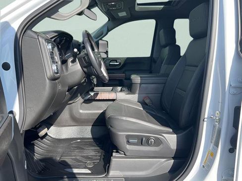 Used 2022 GMC Sierra 3500 Denali image 10