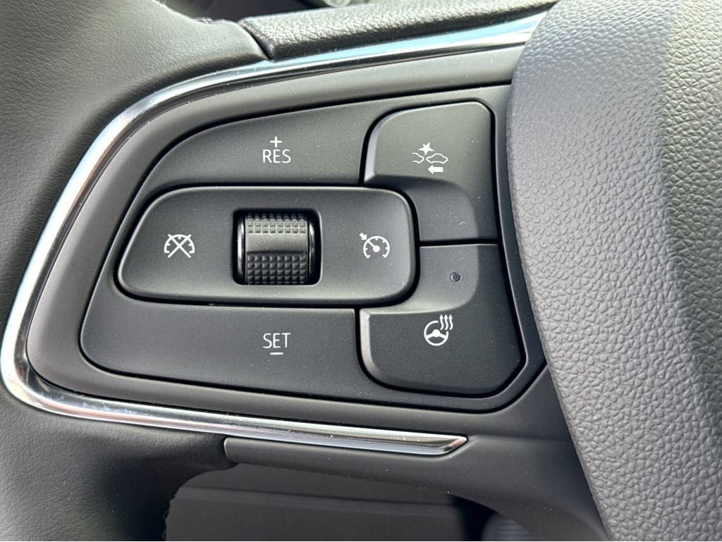 New 2026 Buick Envista Sport Touring w/ Convenience I Package FWD image 16