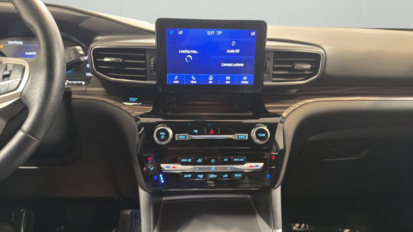Used 2024 Ford Explorer Limited AWD/4WD image 17