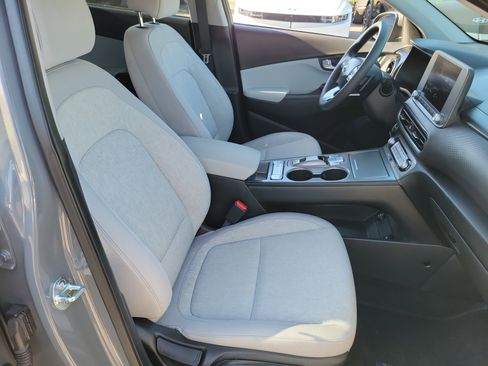 Certified 2023 Hyundai Kona SE FWD image 21