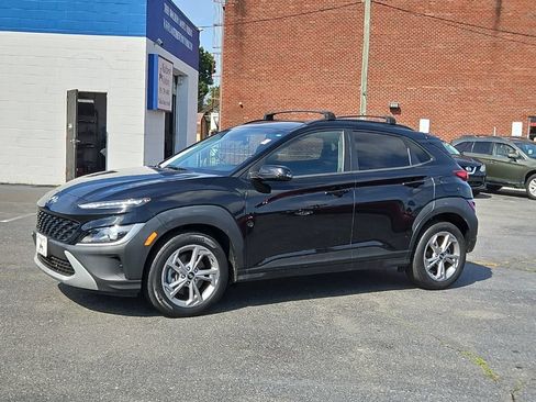 Used 2023 Hyundai Kona SEL AWD/4WD image 3