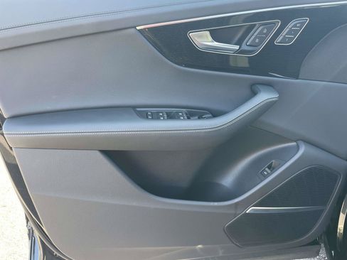 Certified 2025 Audi Q8 Prestige AWD/4WD image 15