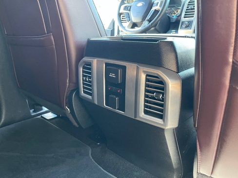 Used 2015 Ford F150 Platinum w/ Equipment Group 701A Luxury AWD/4WD image 33