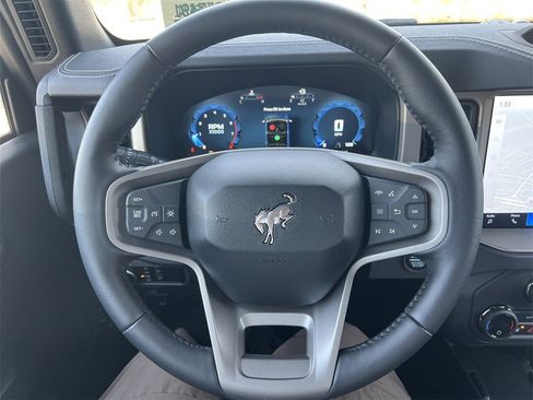 New 2025 Ford Bronco Outer Banks image 10