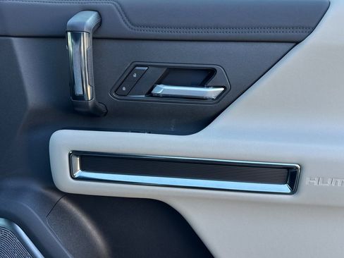 New 2026 GMC Hummer EV 4x4 Crew Cab image 18