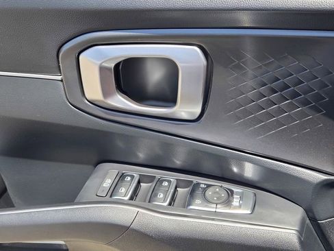 New 2026 Kia Sorento LX FWD image 15