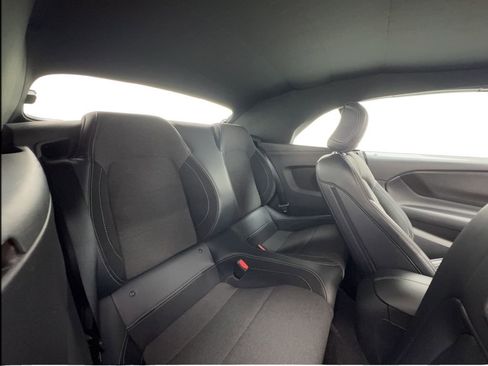 Used 2025 Ford Mustang Convertible RWD image 27