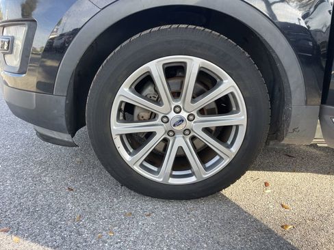 Used 2016 Ford Explorer Limited image 33