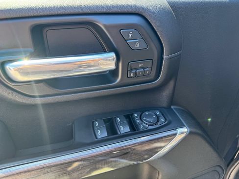 Used 2020 Chevrolet Silverado 2500 LTZ w/ LTZ Plus Package AWD/4WD image 11