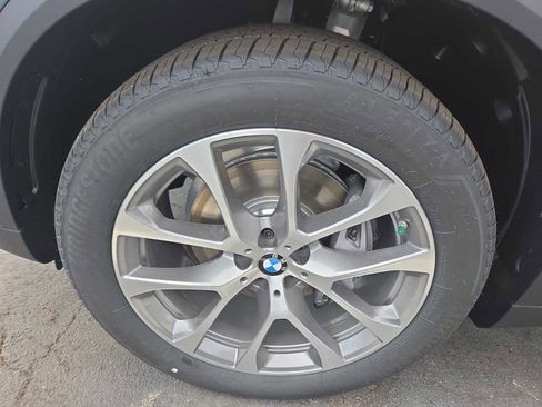 New 2026 BMW X5 xDrive40i AWD/4WD image 8
