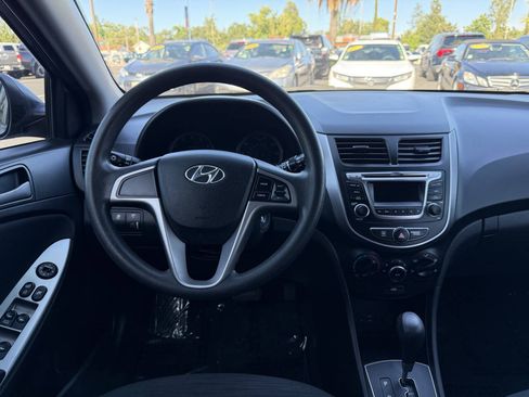Used 2015 Hyundai Accent GS FWD image 15