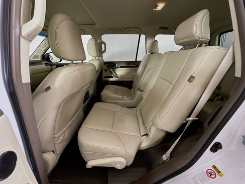 Used 2019 Lexus GX 460 Luxury AWD/4WD image 29
