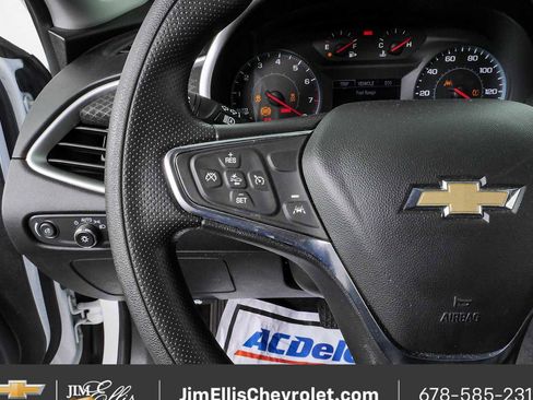 Used 2024 Chevrolet Malibu LT FWD image 9