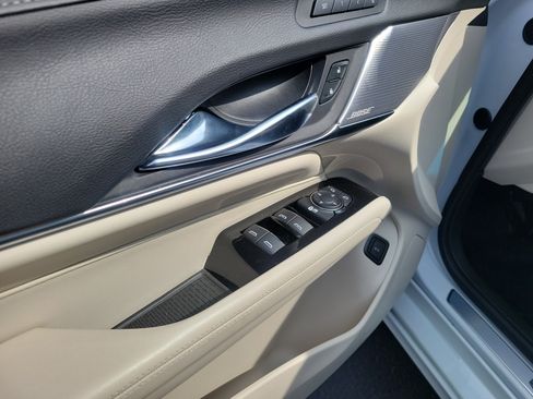 Used 2021 Cadillac CT4 Premium Luxury AWD/4WD image 19