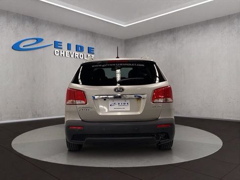 Used 2013 Kia Sorento EX w/ EX V6 Premium Pkg AWD/4WD image 13