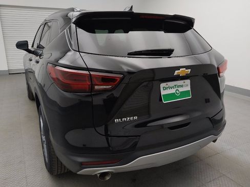 Used 2024 Chevrolet Blazer LT w/ Convenience Package FWD image 6