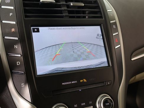 Used 2019 Lincoln MKC Reserve w/ MKC Climate Package FWD image 7