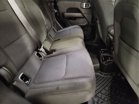 Used 2023 Jeep Gladiator Overland AWD/4WD image 26
