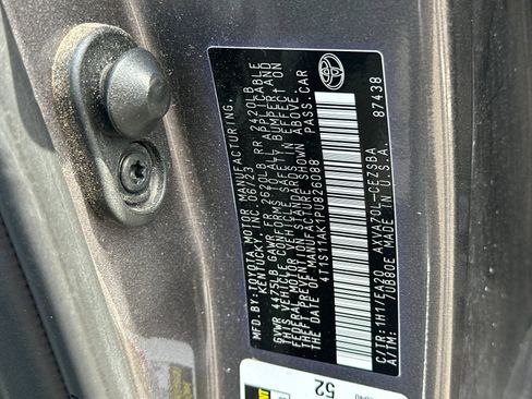 Used 2023 Toyota Camry SE w/ Audio Upgrade Package FWD image 4