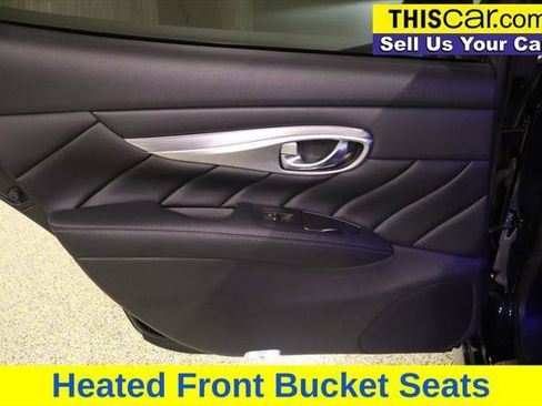 Used 2018 INFINITI Q70 L 3.7 image 30