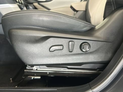 Used 2022 Subaru Forester Premium image 15