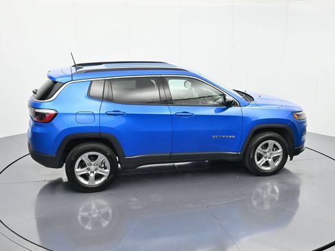 Used 2024 Jeep Compass Latitude AWD/4WD image 30