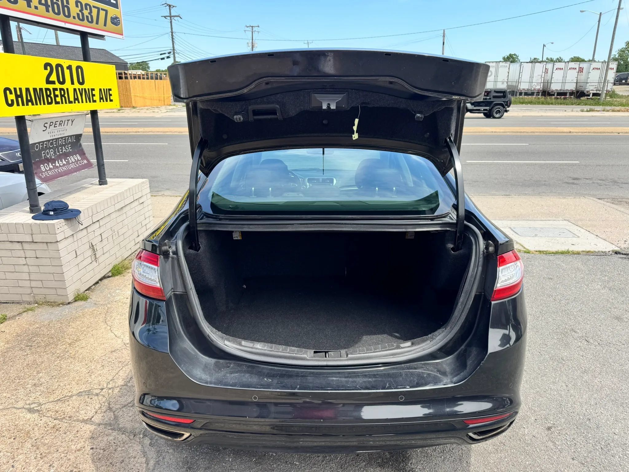 Used 2014 Ford Fusion Titanium FWD image 16