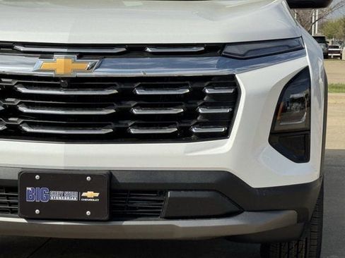 New 2026 Chevrolet Equinox LT image 9