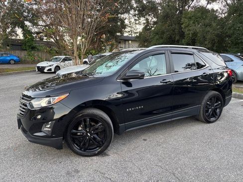 Used 2021 Chevrolet Equinox LT image 3