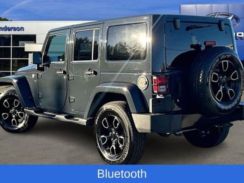 Used 2018 Jeep Wrangler Unlimited Sahara image 5